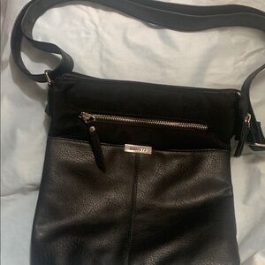 Roots cross body bag/purse black 2 good size pockets and an inner zip one